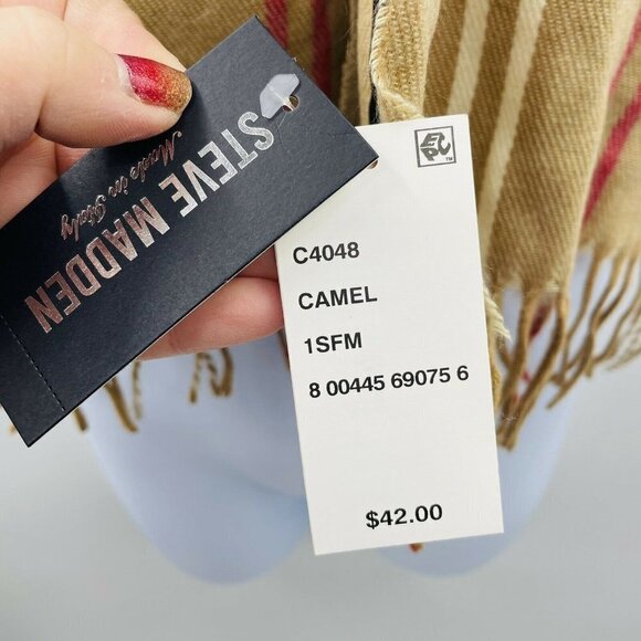 Steve Madden Womens Mid Weight Cozy Plaid Muffler Scarf Camel $42 1139/360 - Picture 4 of 5